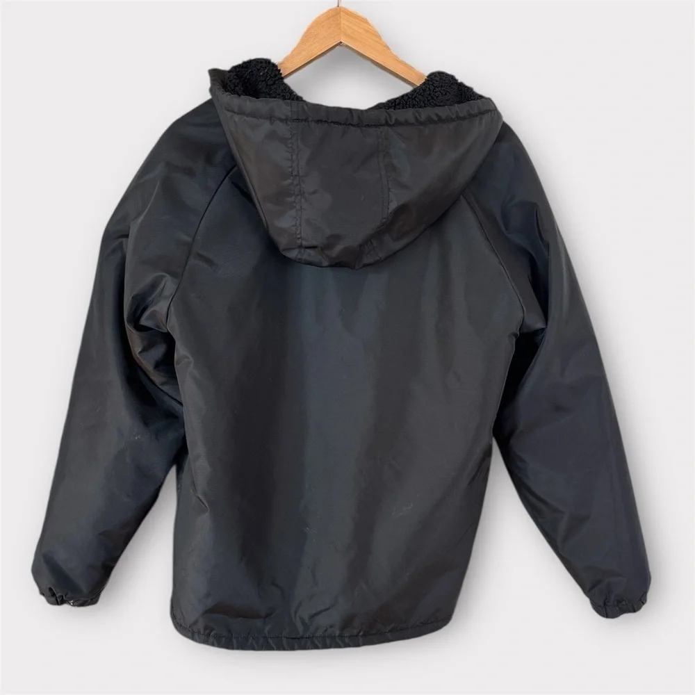 Brixton hooded coach